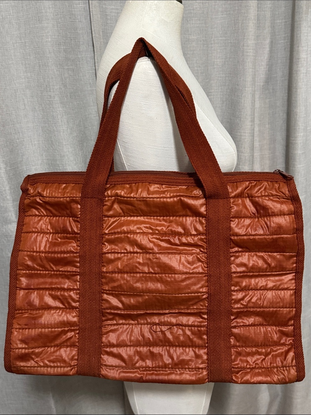 Vintage (70’s) Quilted Spacesac Duffle-Terra Cotta-GUC - Picture 3 of 17